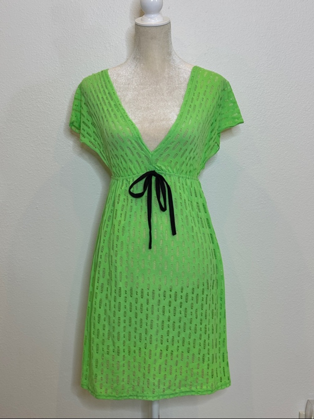 Neon Green V‑Neck Tie‑Waist Dress Coverup
